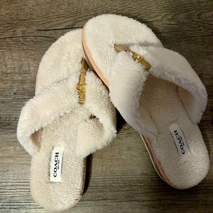 Coach Hampton Flip Flops (Size 7)